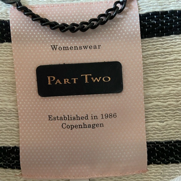 Cream and black striped Jacket. SIZE EU36. BNWT. - Picture 4 of 10